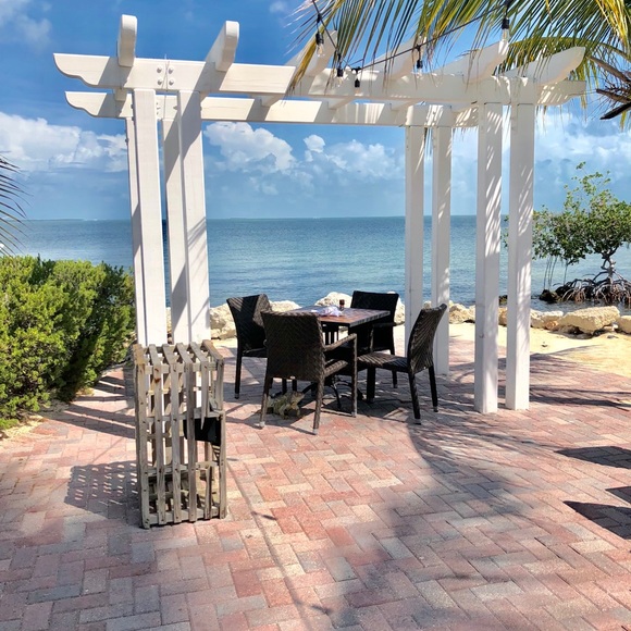 Meet your Posher, Sheri - Picture 1 of 1